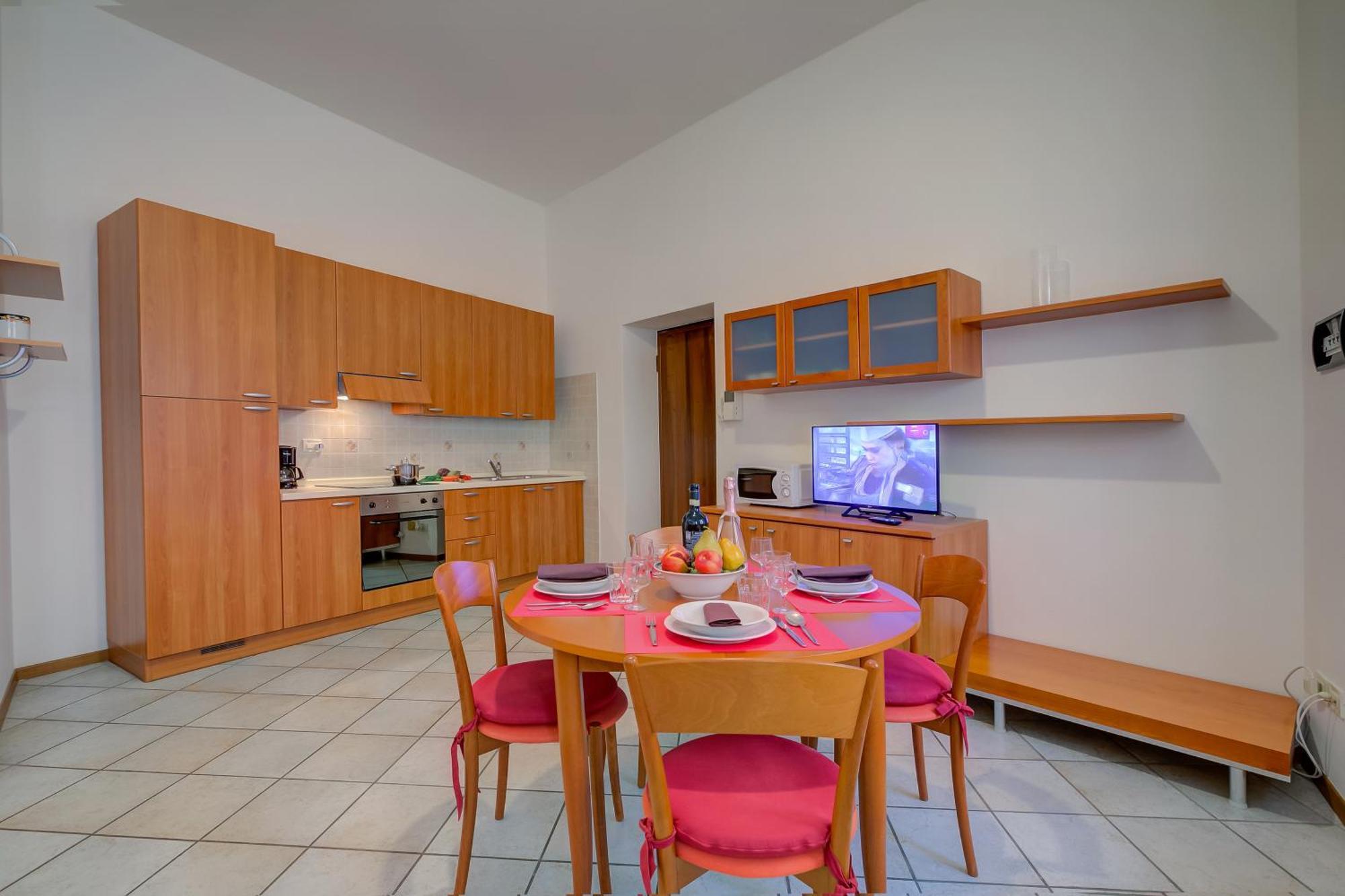 Aparthotel Casa Alpino Riva del Garda Esterno foto