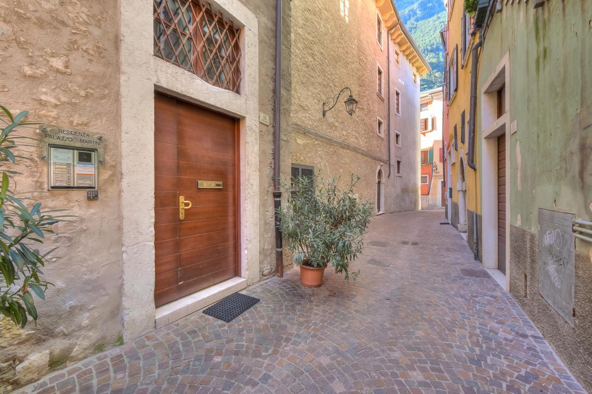 Aparthotel Casa Alpino Riva del Garda Esterno foto