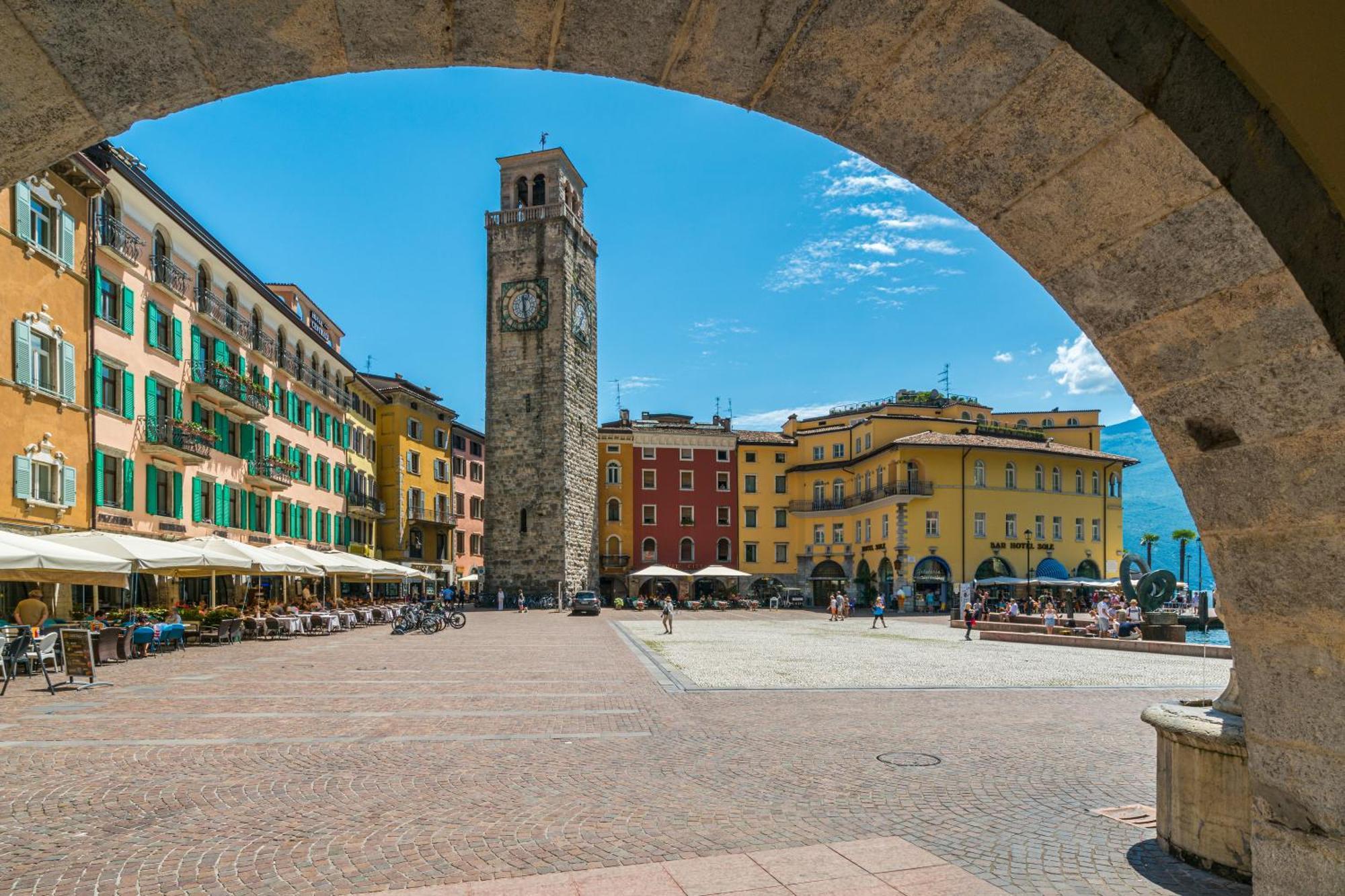 Aparthotel Casa Alpino Riva del Garda Esterno foto
