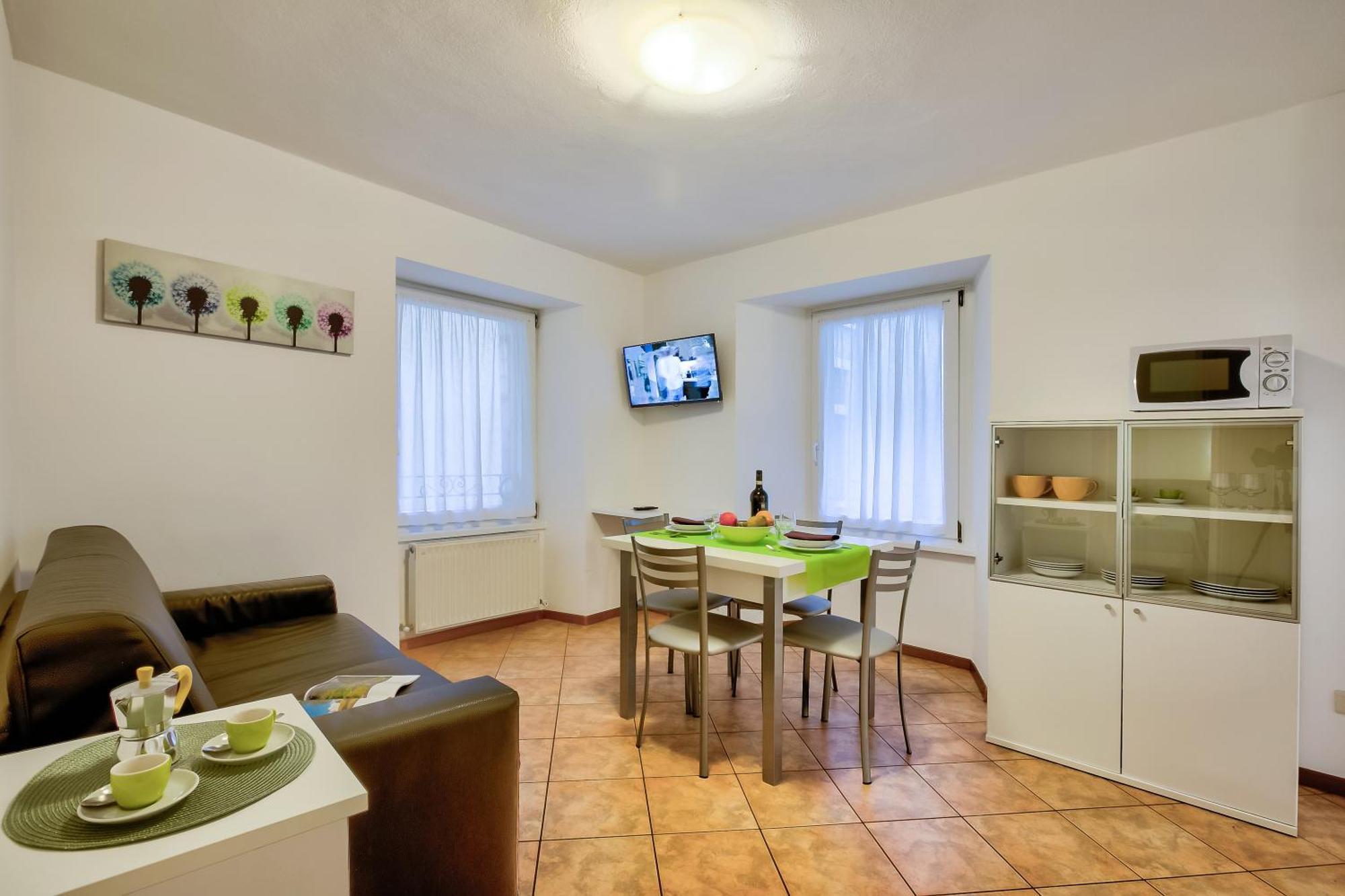 Aparthotel Casa Alpino Riva del Garda Esterno foto