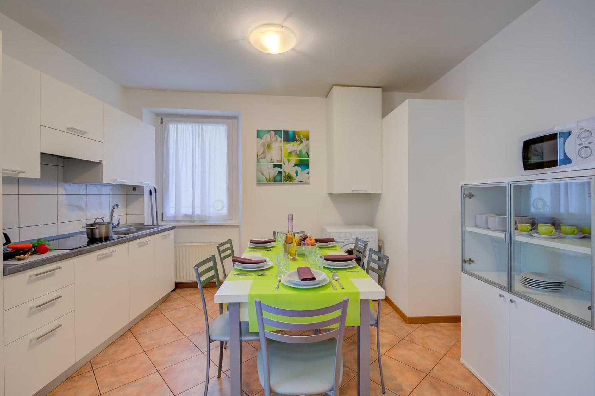 Aparthotel Casa Alpino Riva del Garda Esterno foto